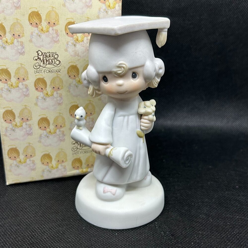Precious Moments "The Lord Bless You and Keep You" figurine girl